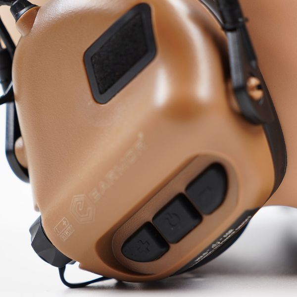 Active tactical headphones Earmor m32